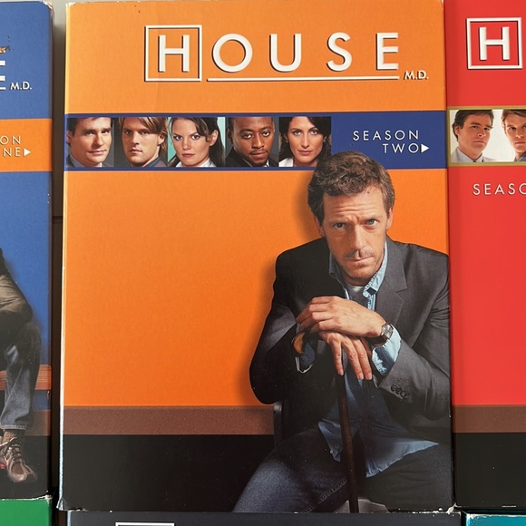 Season one through seven of house on dvd - Picture 3 of 8